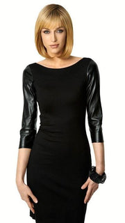 Great to dress up or down, you can also use it to change your hair color or cut! | Color: SS25