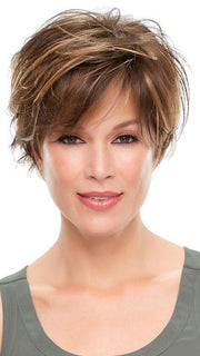 Styled tousled and messy | Color: 6F27