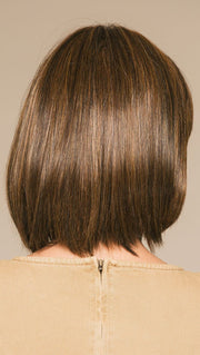 CLASSIC CUT by RAQUEL WELCH in RL5/27 GINGER BROWN | Warm Medium Brown Evenly Blended with Medium Golden Blonde