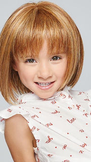 The monofilament crown provides a natural contour so that the blunt cut bangs fall perfectly into place