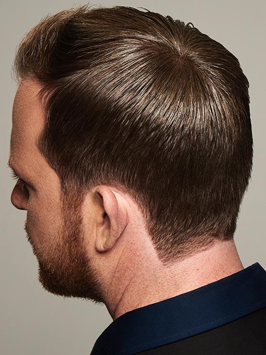 his versatile piece is a Hollywood “trick of the trade” and can be worn as it is with longer hair lengths or trimmed down to blend seamlessly into shorter styles as well