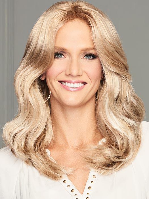 CENTER OF ATTENTION by GABOR iN GL14-22SS SS SANDY BLONDE | Dark golden blonde base blends into multi-dimensional tones of medium gold blonde and light beige blonde