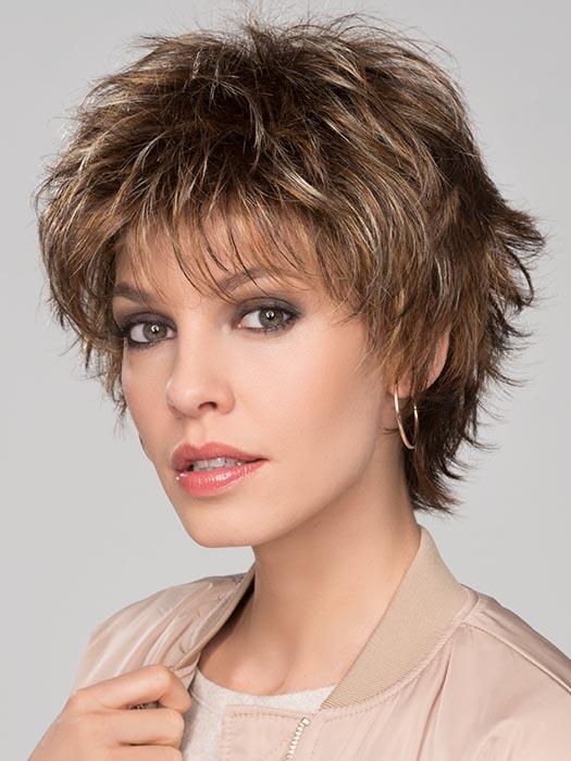 CLICK by ELLEN WILLE in TOBACCO-MIX | Medium Brown base with Light Golden Blonde highlights and Light Auburn low lights PPC MAIN IMAGE
