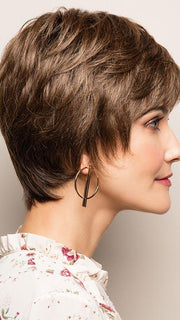 A short pixie style that's perfect to just put on and go