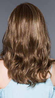BAY by ESTETICA in RH12/26RT4 | Light Brown w/Fine Golden Blonde Highlights And Dark Roots