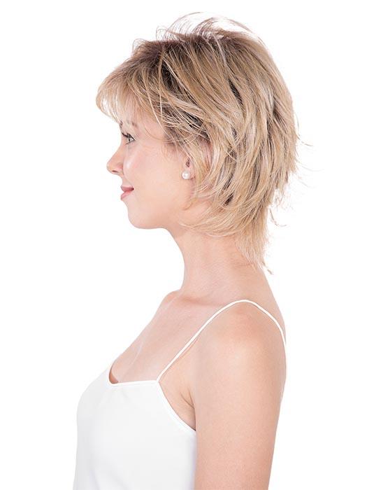The lace front and partial monofilament cap create a comfortable and natural look.