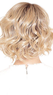 HONEY WITH CHAI LATTE | Light Golden Brown with Pale Golden Blonde & Medium Golden Blonde Highlights on Top, Medium Brown Roots