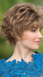 Basic Cap, also known as a capless or traditional construction, has open wefting 