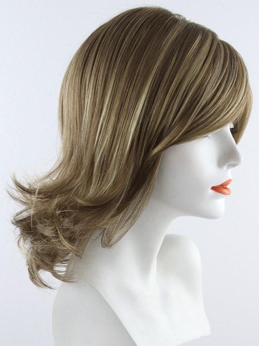 MOCHACCINO | Light Brown base with Strawberry Blonde highlights							