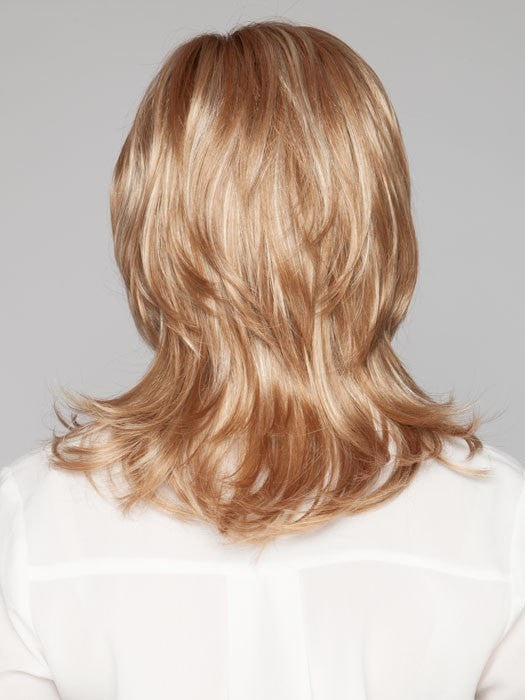 Layers go from short to long | Color: Nutmeg R