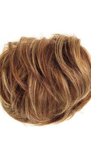 Softly waved hair on two contoured, interlocking clips, these versatile pieces are made to blend with your own hair 