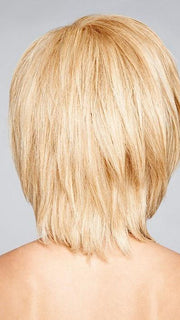 This feathered back can be straightened or curled for a more glamorous look