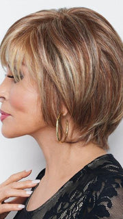 Smooth layers are feathered toward the ends 