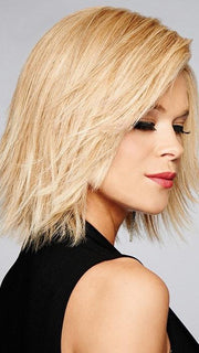 R14/88H = GOLDEN WHEAT: Medium Blonde streaked with pale Gold highlights, Medium Brown roots
