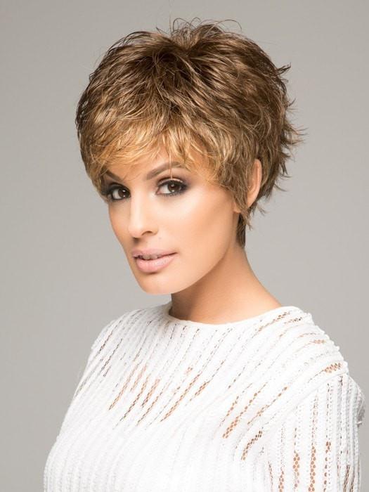 SPARKLE PETITE by Raquel Welch in R9F26 MOCHA FOIL | Warm Medium Brown with Medium Golden Blonde Highlights Around the Face
