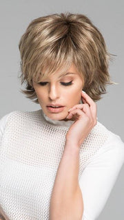 A quick shake right out of the box and this cool, comfortable cut is ready-to-wear