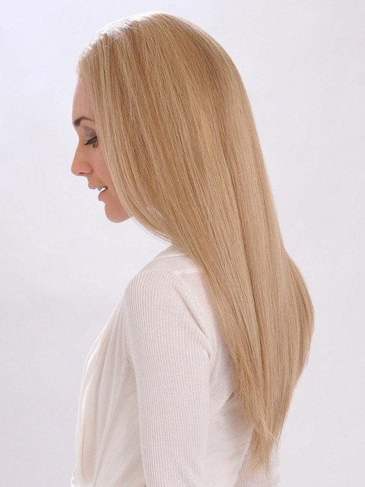 Long length with subtle layering | Color: 18/22